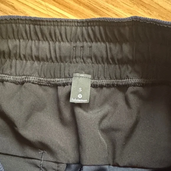 Lululemon Navy Joggers - Men’s size S - Picture 4 of 11